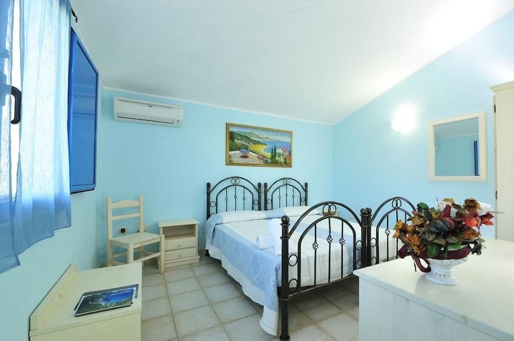 Hotel Baia Cea Bari Sardo Ngoại thất bức ảnh