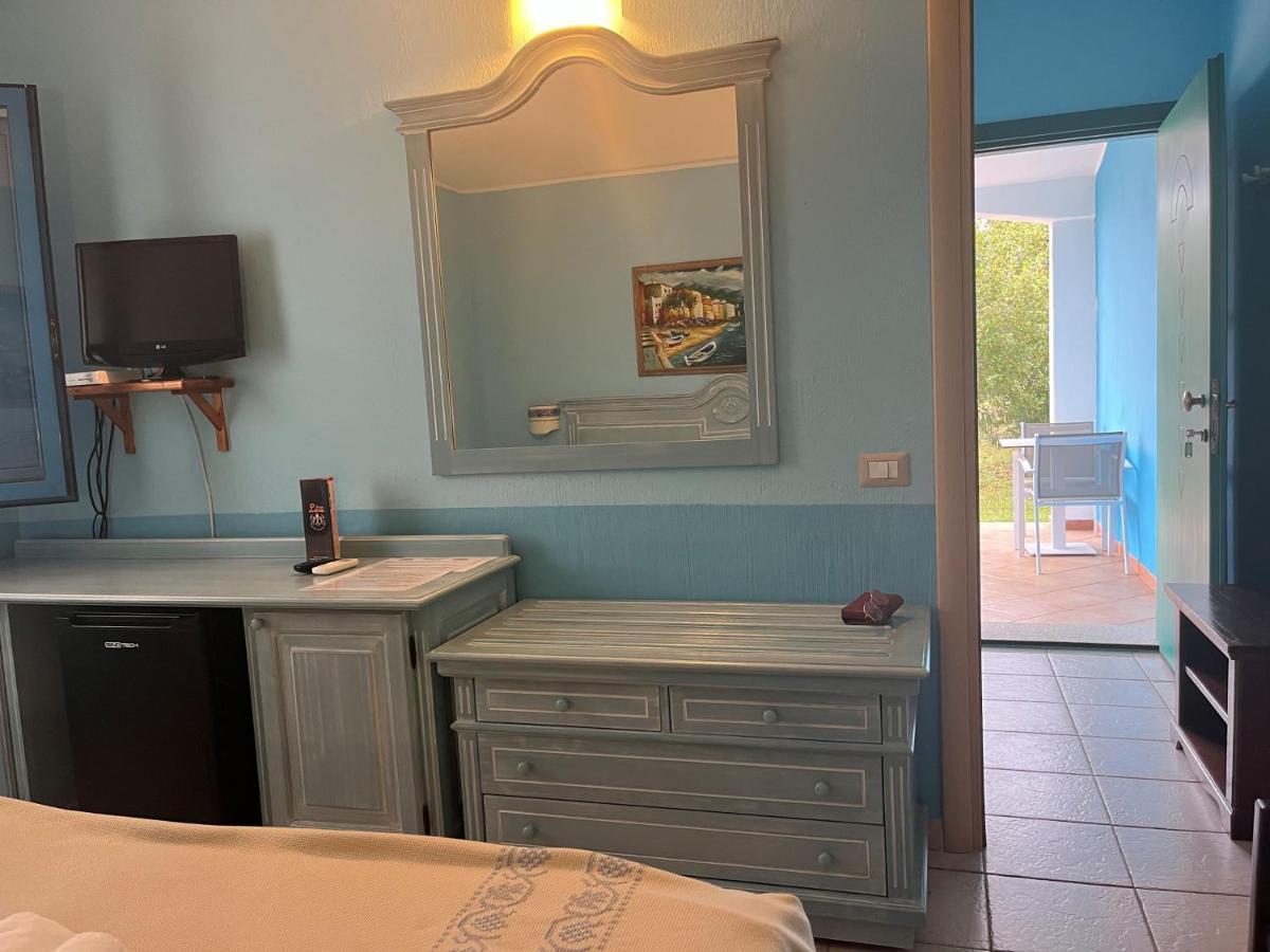 Hotel Baia Cea Bari Sardo Ngoại thất bức ảnh