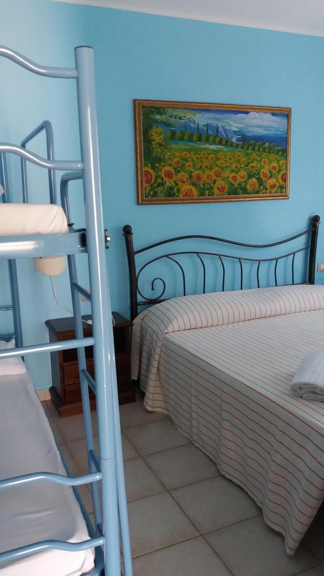 Hotel Baia Cea Bari Sardo Ngoại thất bức ảnh